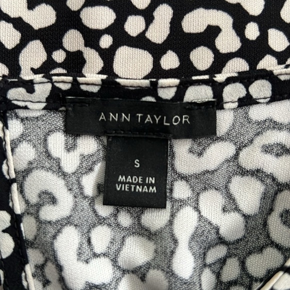 Ann Taylor blouse size S - Picture 5 of 8